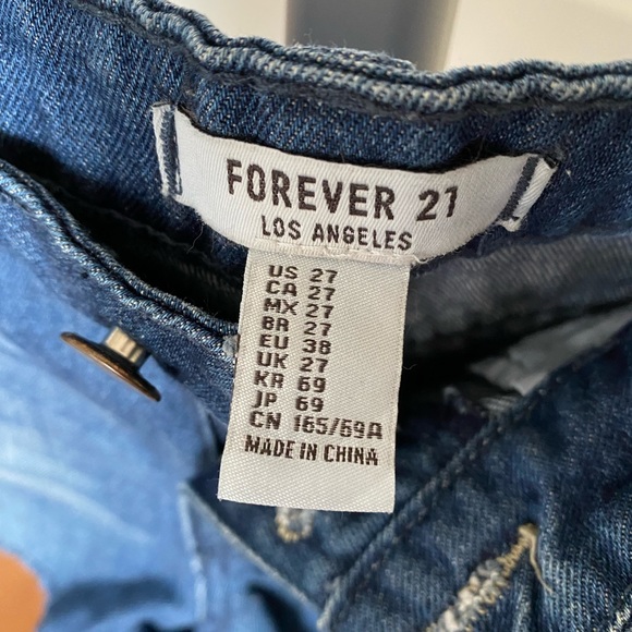 Forever 21 Denim Shorts - Picture 3 of 3